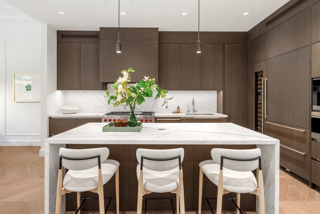 260-262 Commonwealth Avenue # 1A