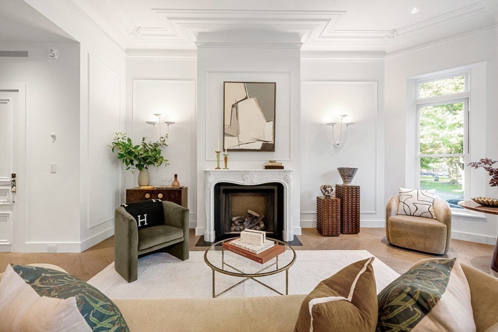 260-262 Commonwealth Avenue # 1A