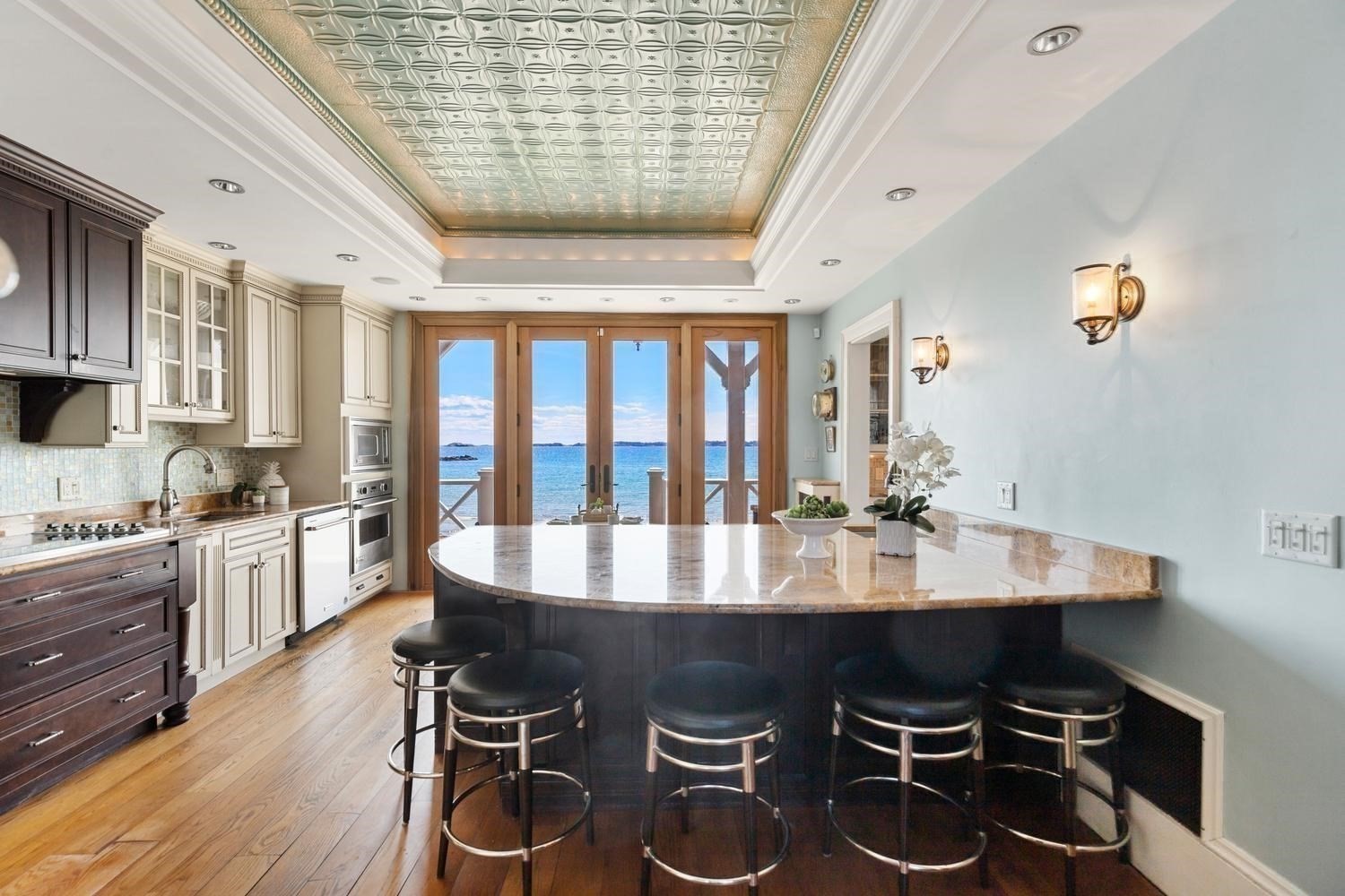 251 Puritan Road