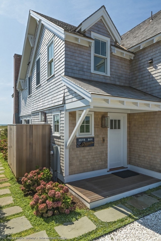 34 Western Avenue