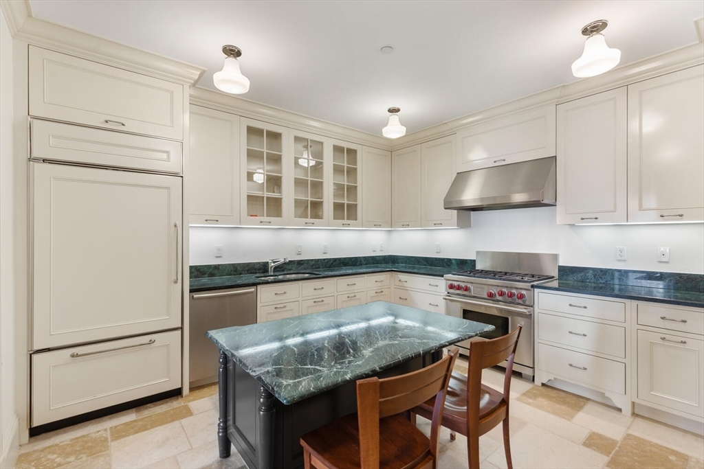 20 Beacon Street # 4