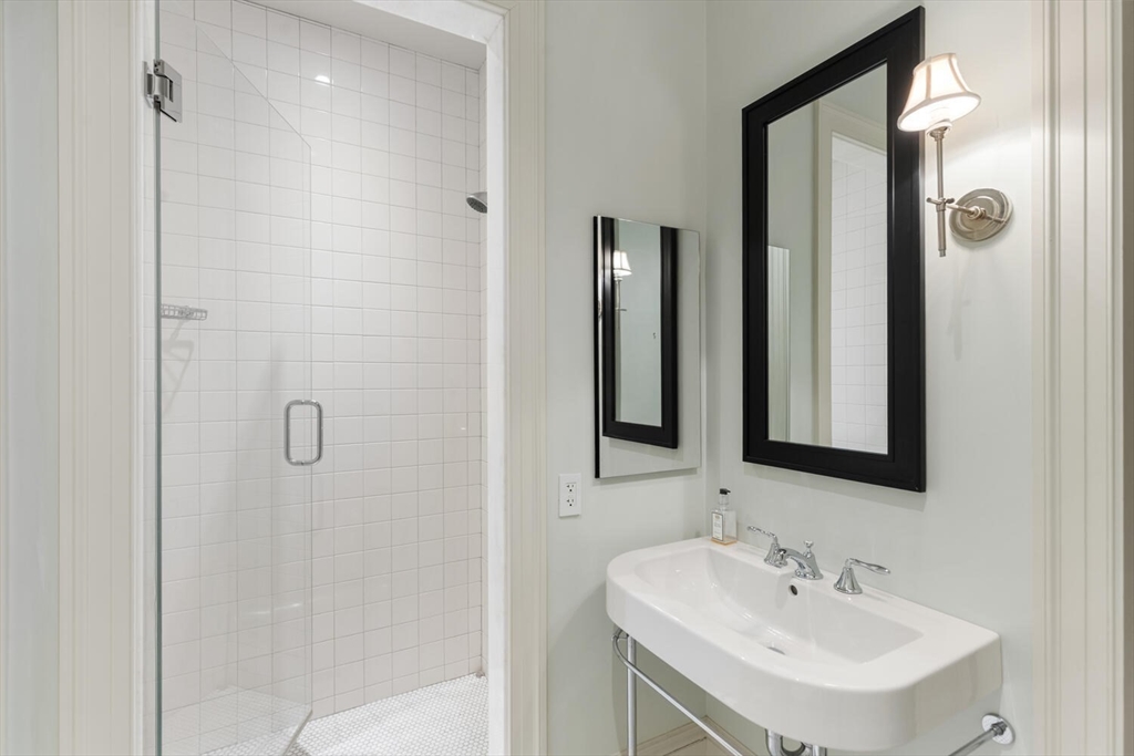 20 Beacon Street # 4