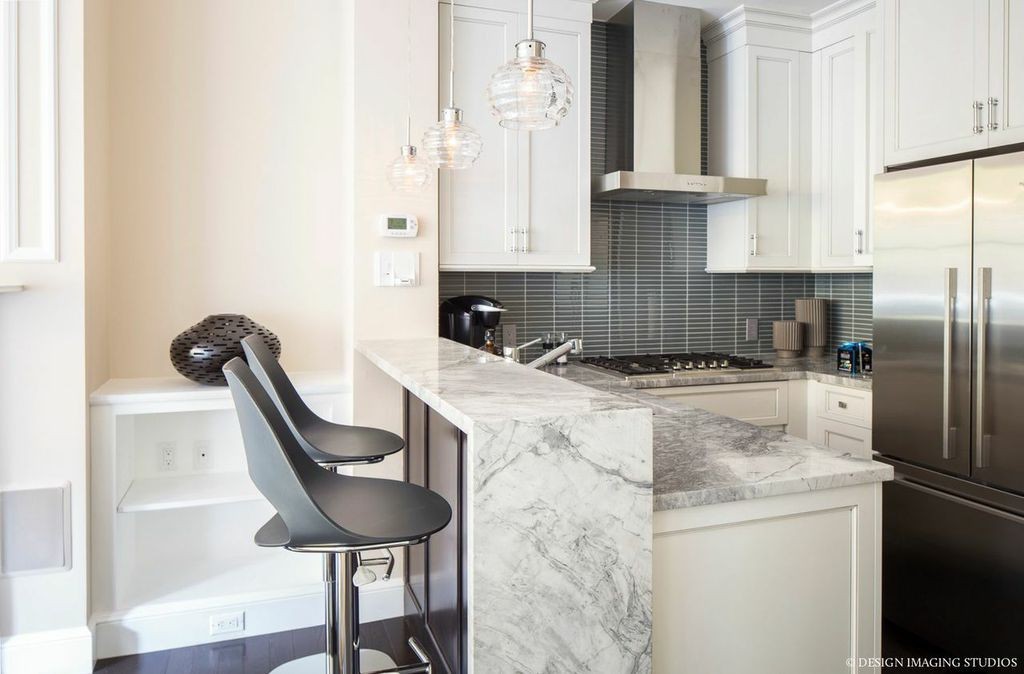 275 Marlborough St # 3