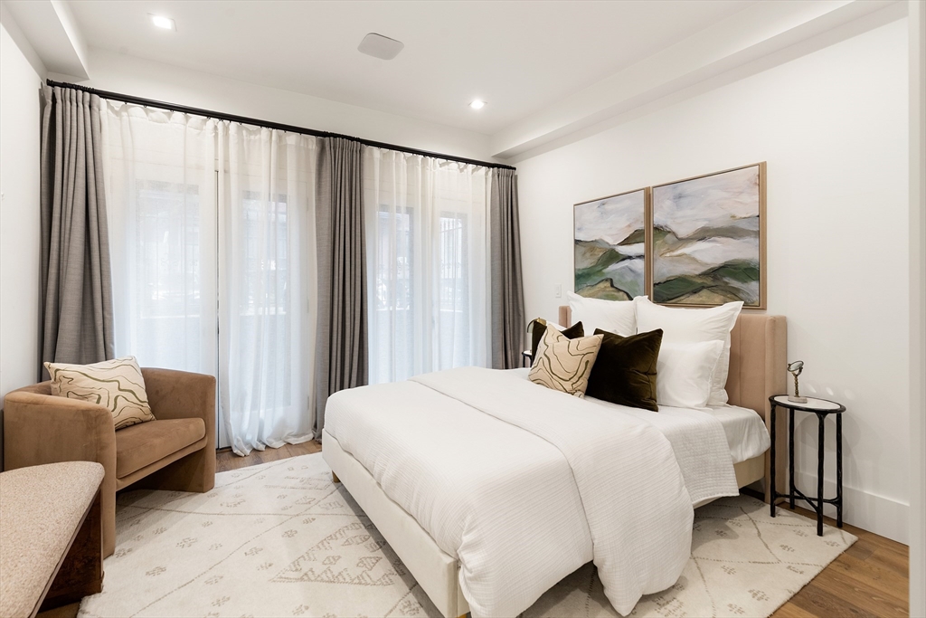 7 Marlborough Street # 1