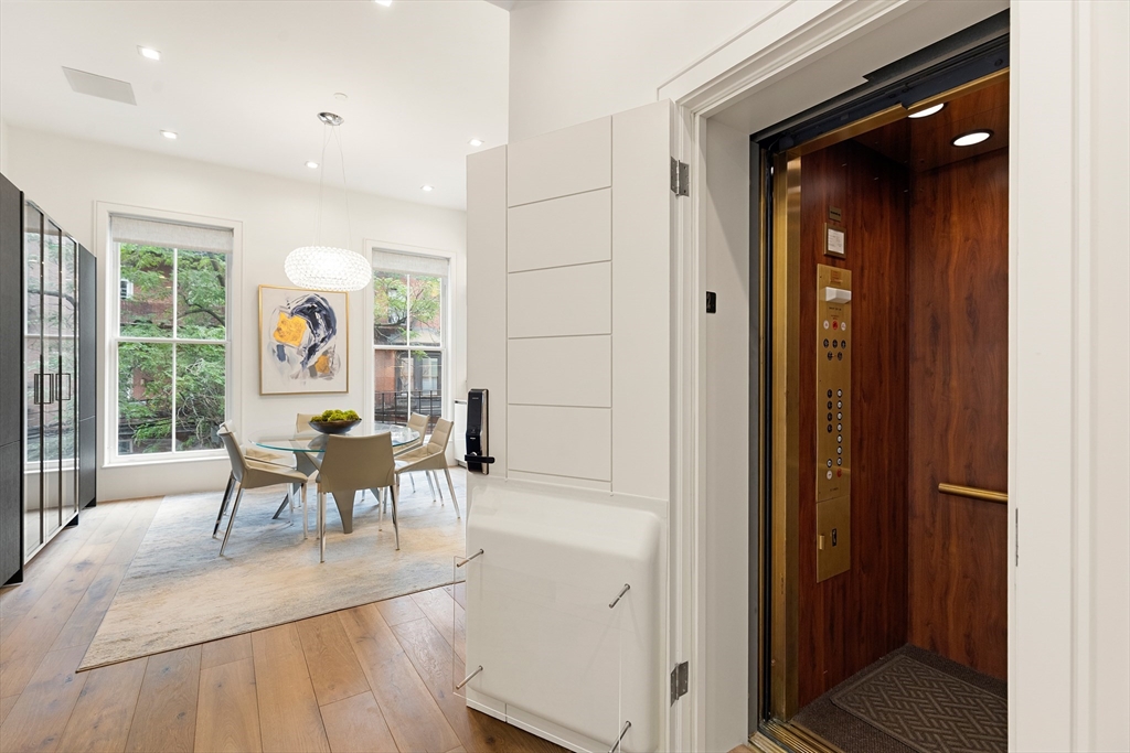 7 Marlborough Street # 1