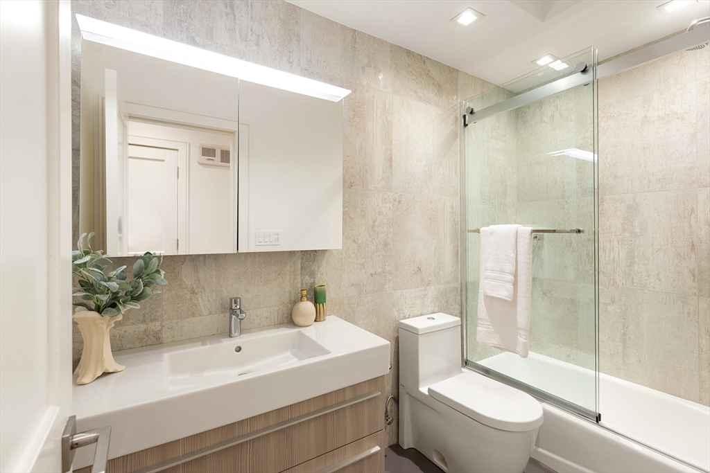 7 Marlborough Street # 1
