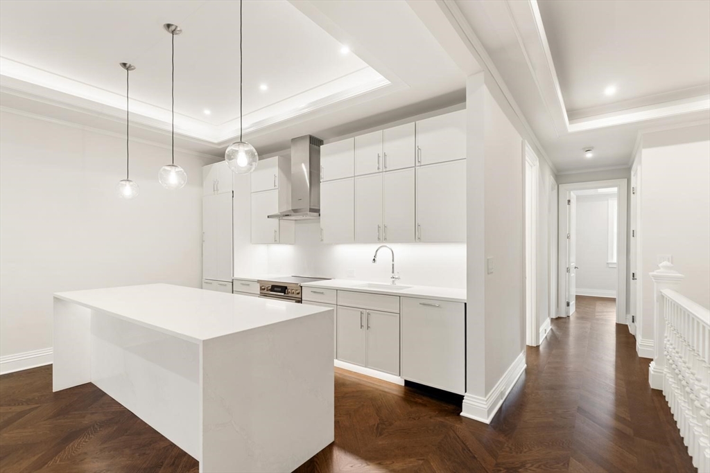 121 Newbury Street PH