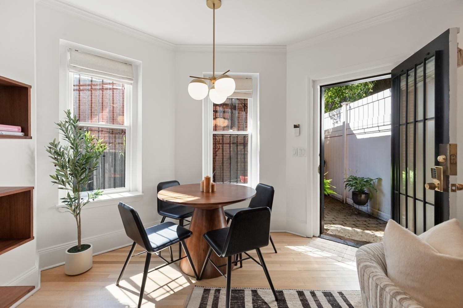 76 Marlborough Street # 6