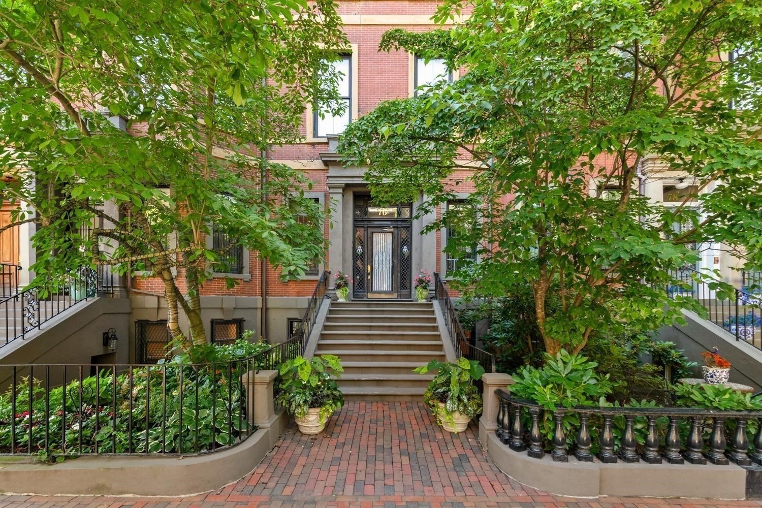 76 Marlborough Street # 6