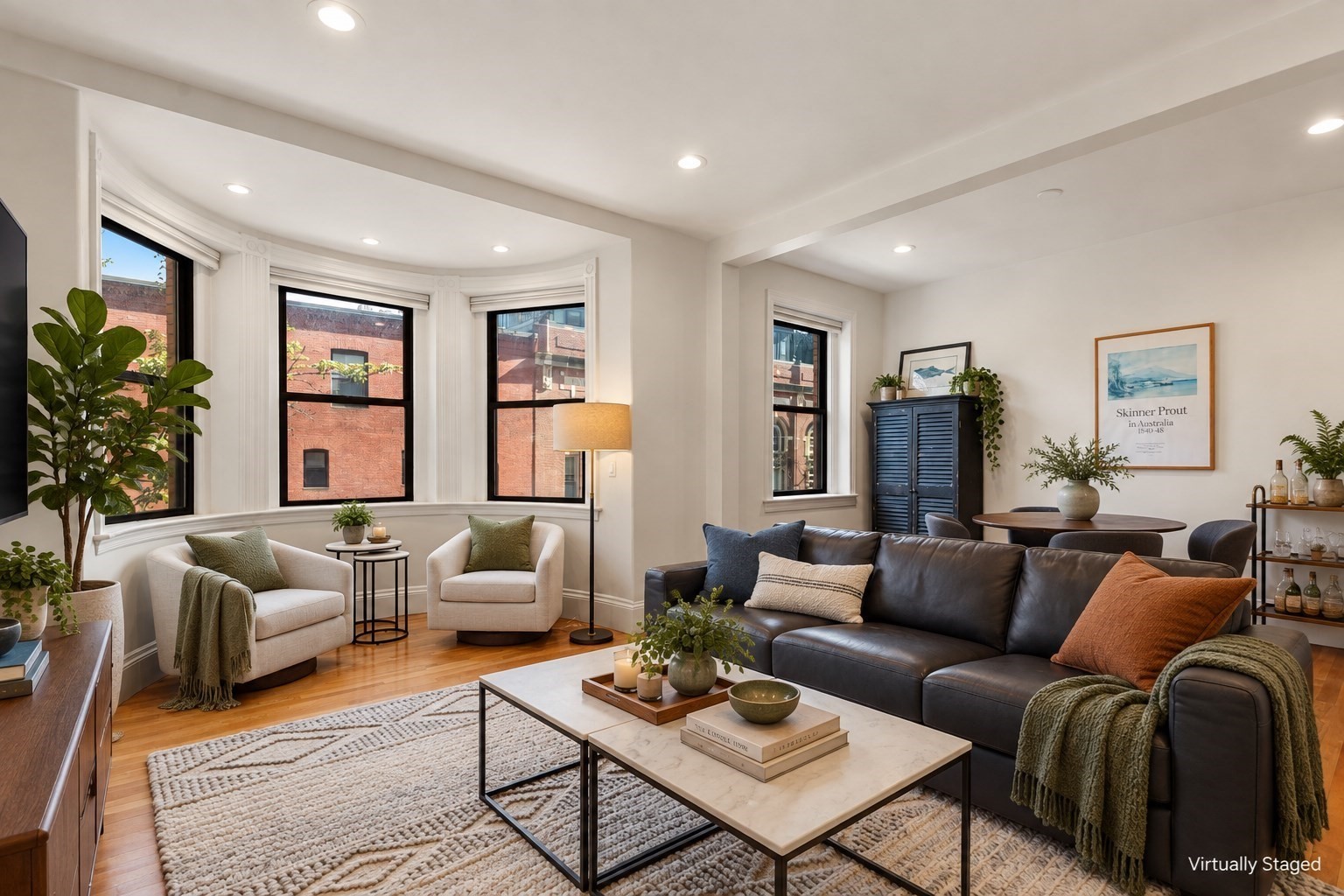 45 Saint Botolph Street # 204