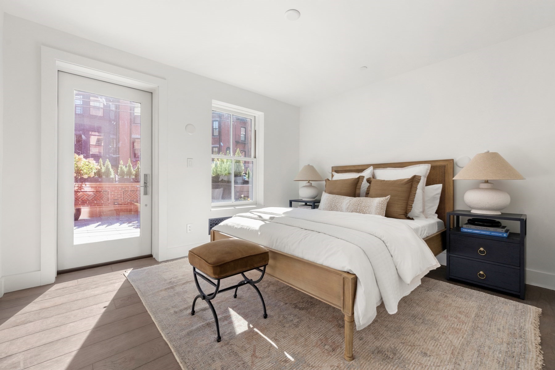 262 Commonwealth Ave # 1A