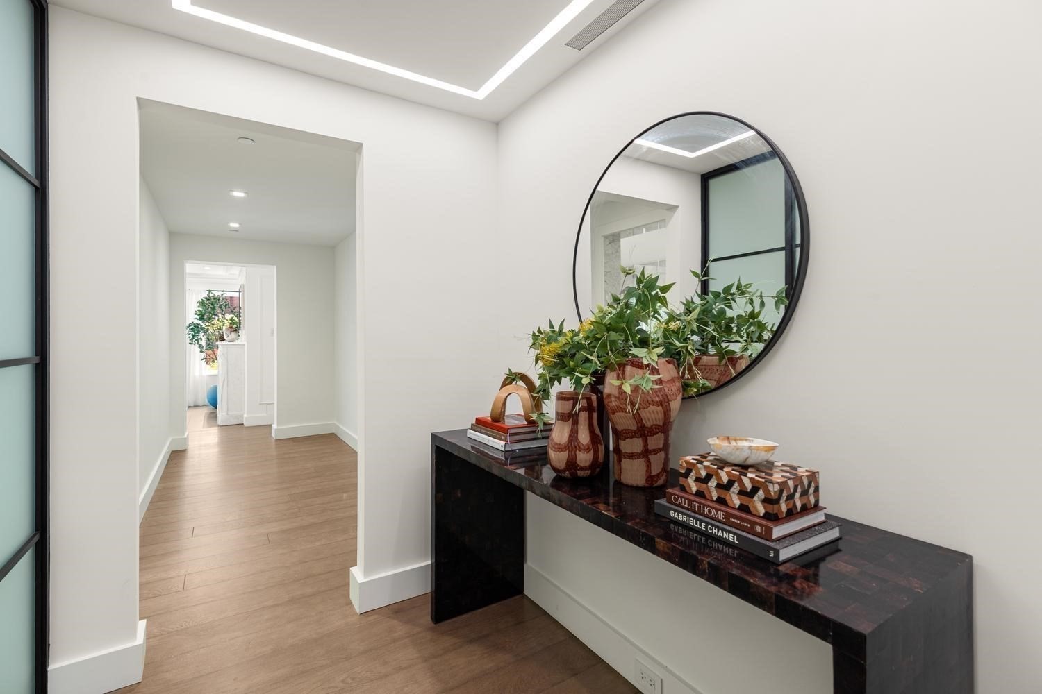 262 Commonwealth Ave # 1B