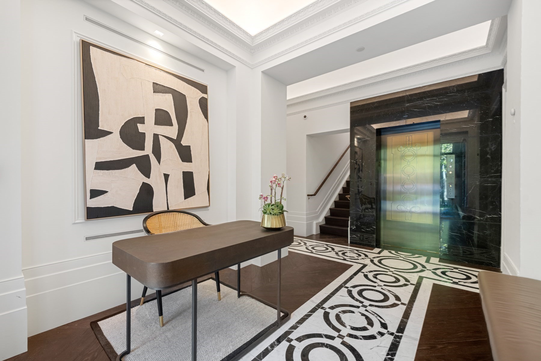 262 Commonwealth Ave # 1B