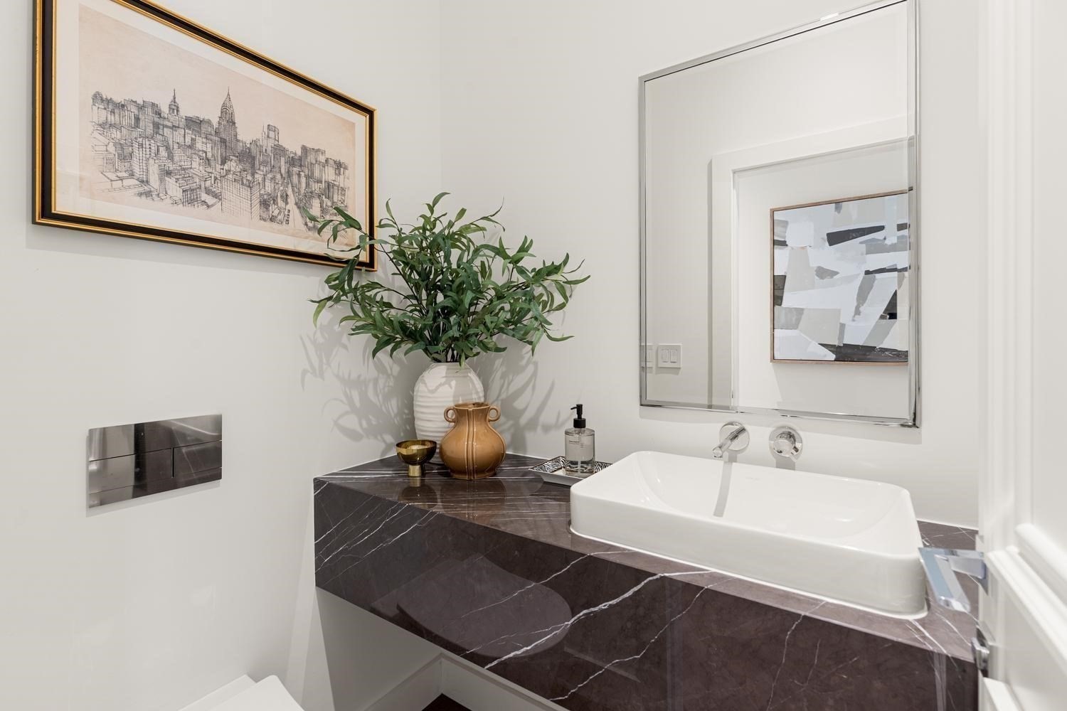 262 Commonwealth Ave # 1B