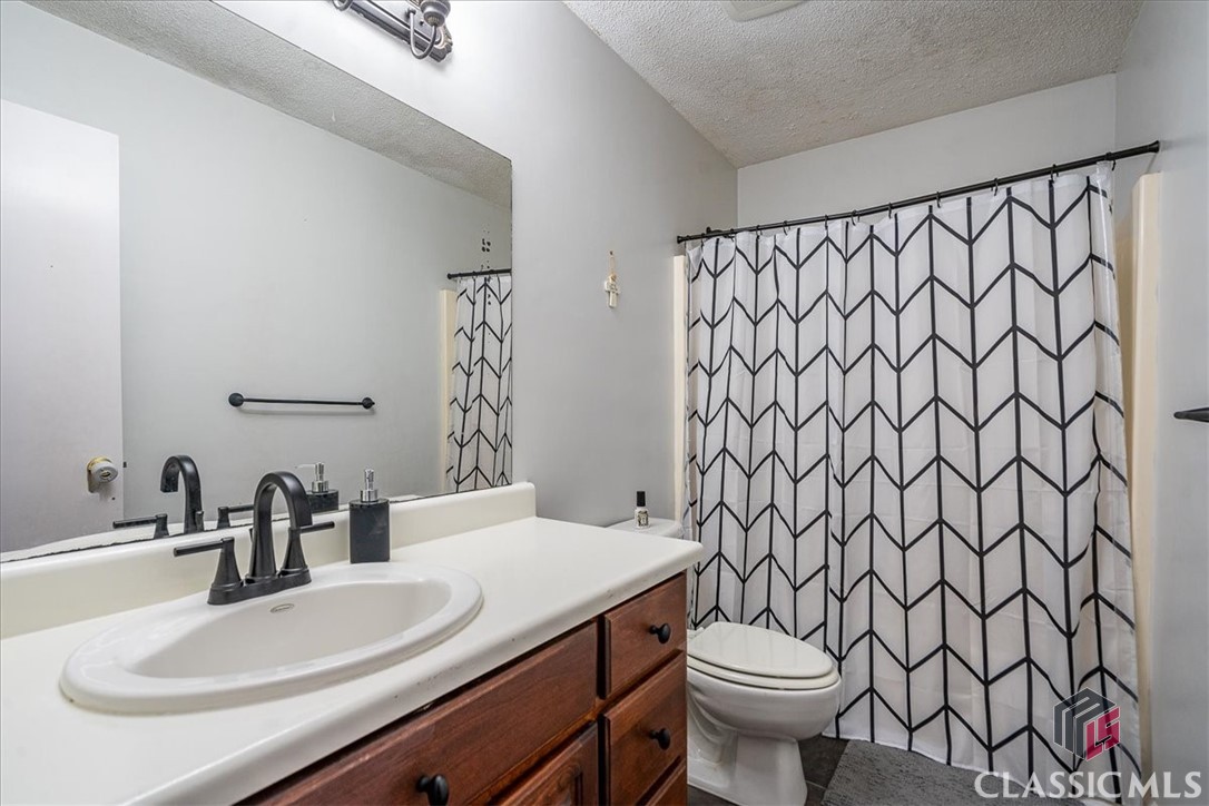 160 Bentwood Trail