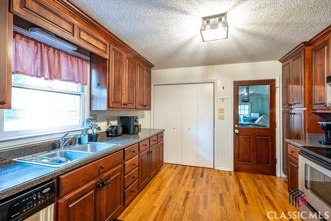 160 Bentwood Trail