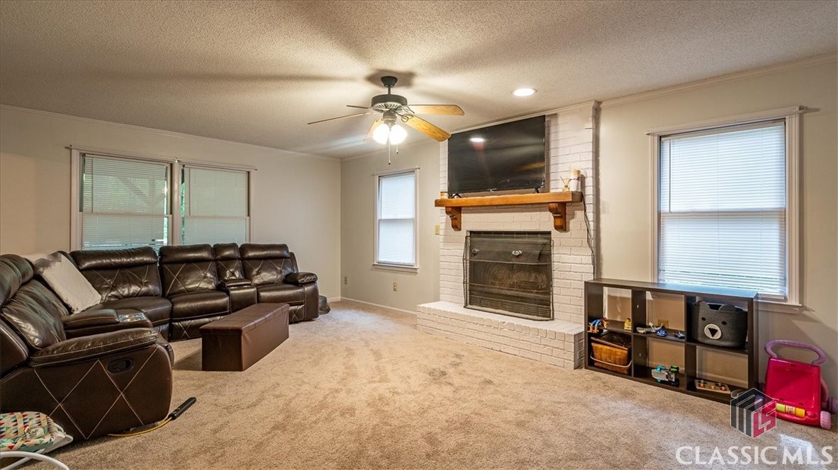160 Bentwood Trail