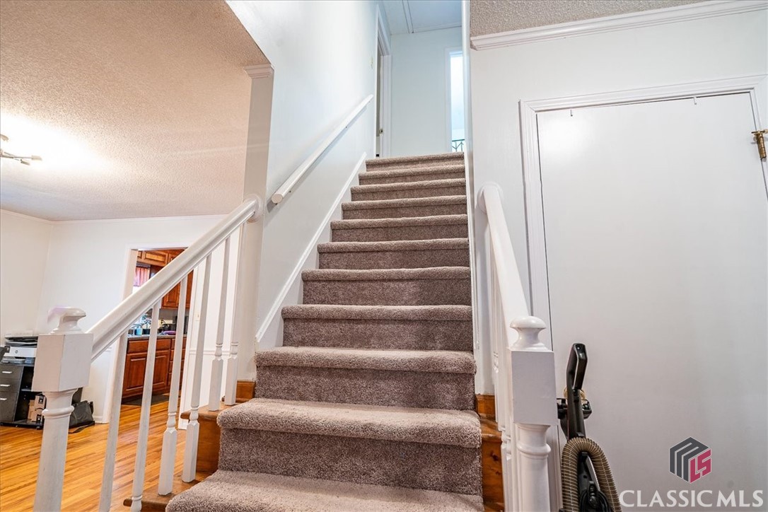 160 Bentwood Trail