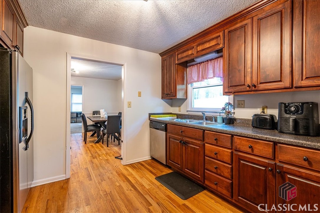 160 Bentwood Trail
