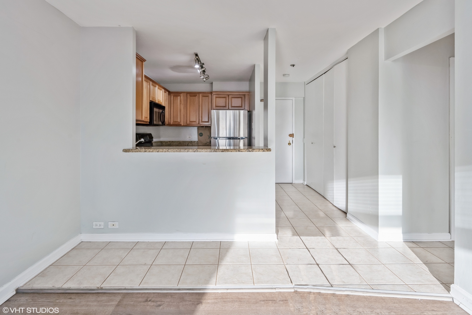 5415 N Sheridan Road Unit: 1515