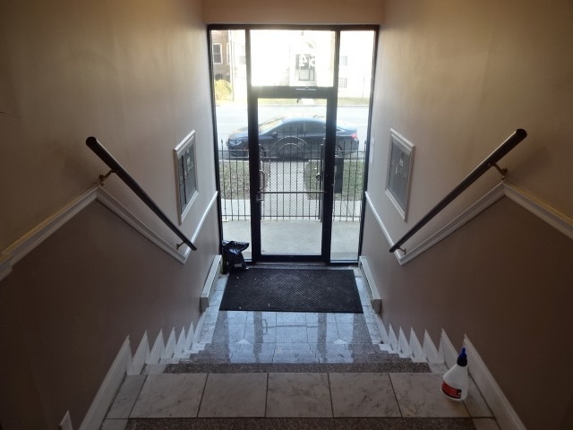 4546 S Indiana Avenue Unit: 2N