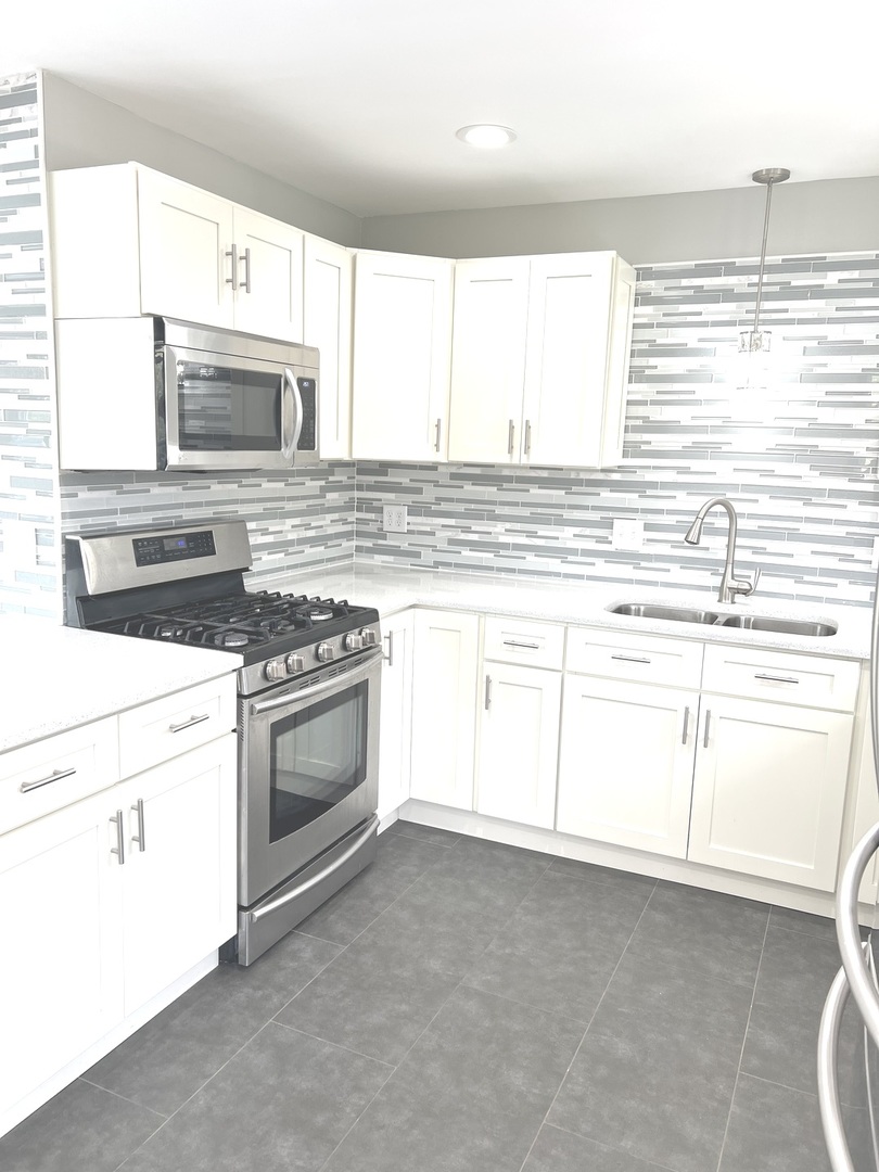 8949 W 103rd Street