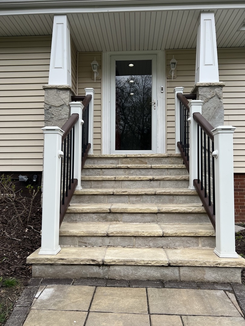 8949 W 103rd Street