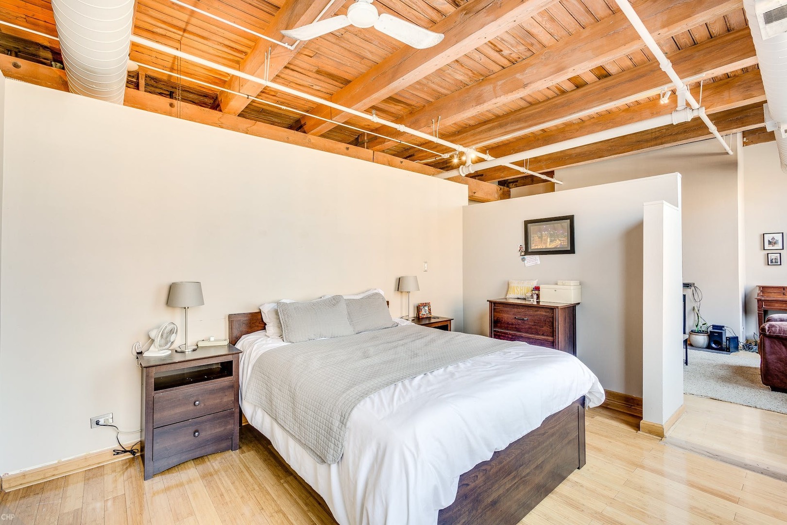 400 S GREEN Street Unit: 306