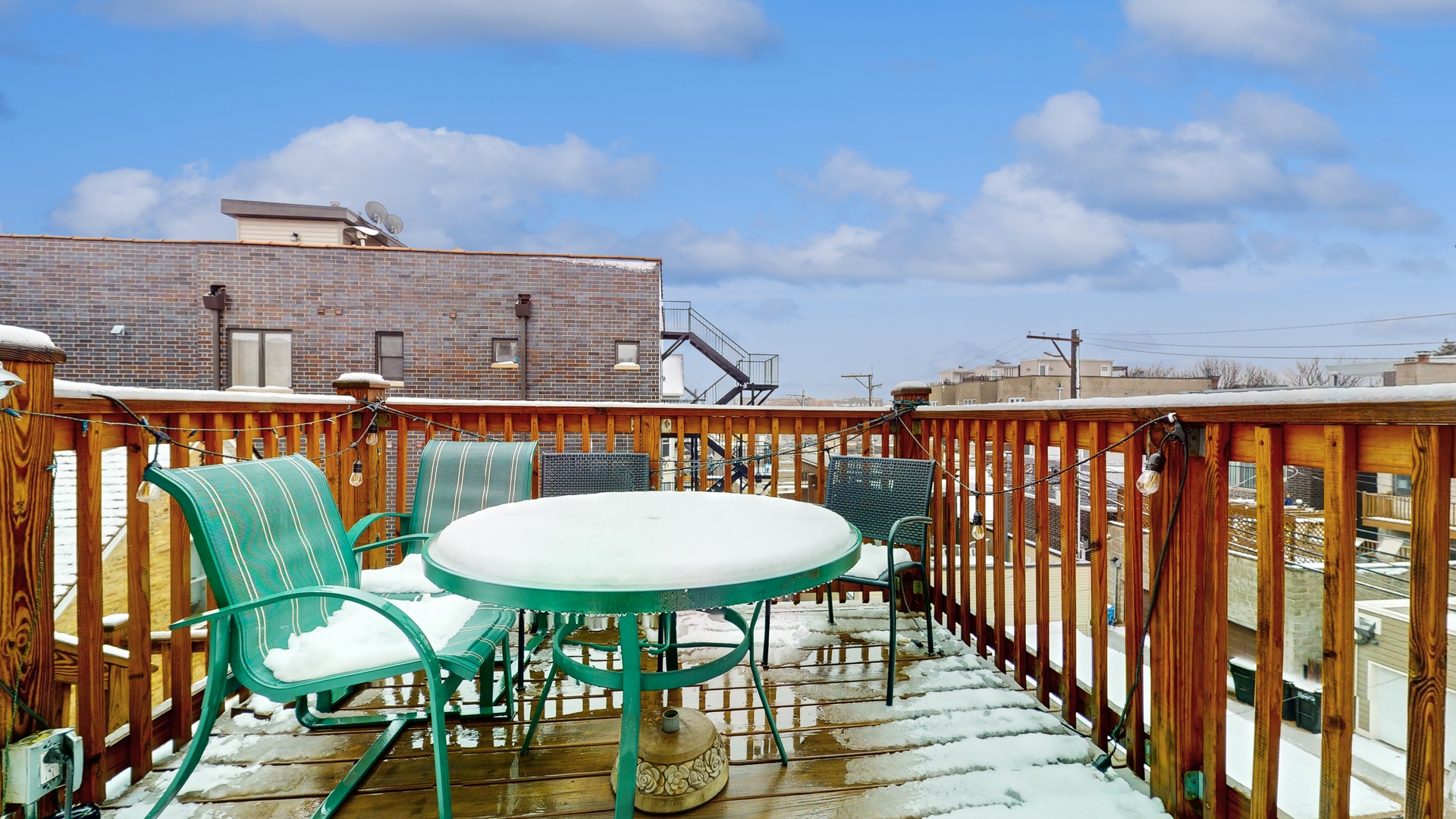 1620 W DIVERSEY Parkway Unit: 3C