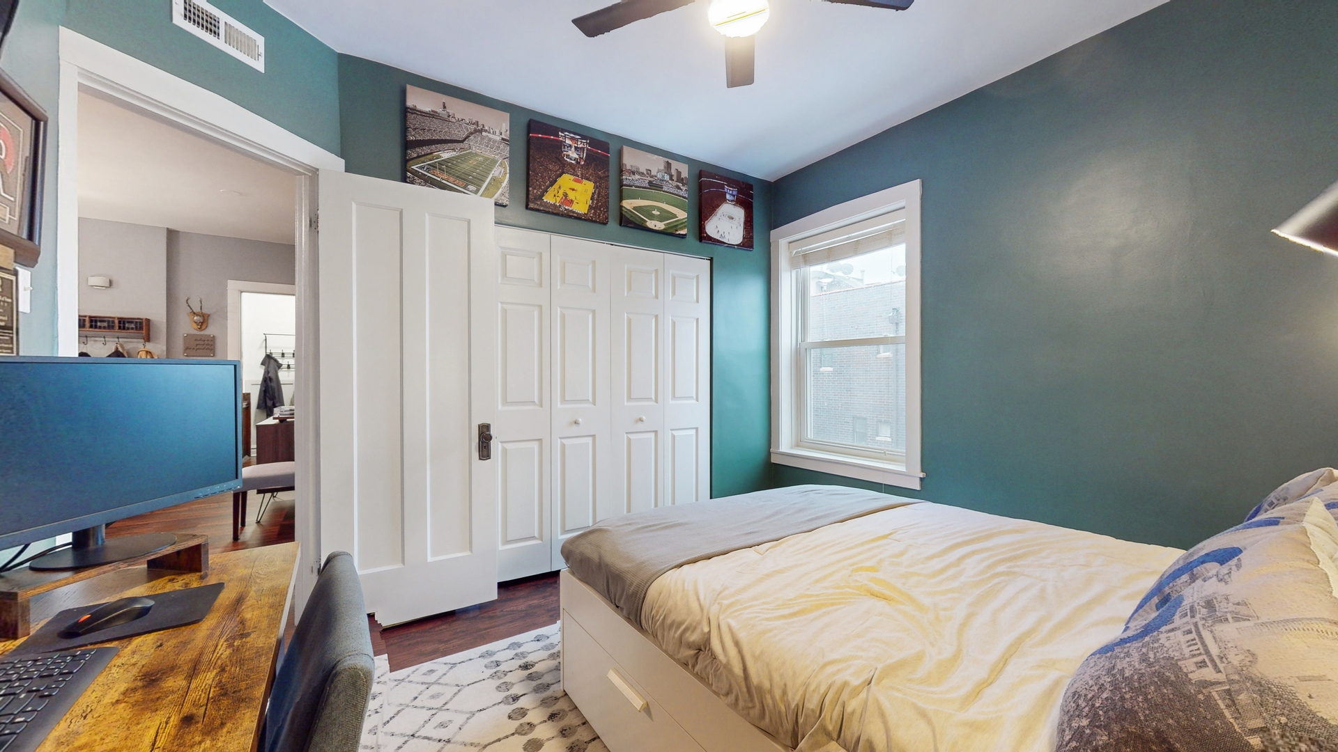 1620 W DIVERSEY Parkway Unit: 3C
