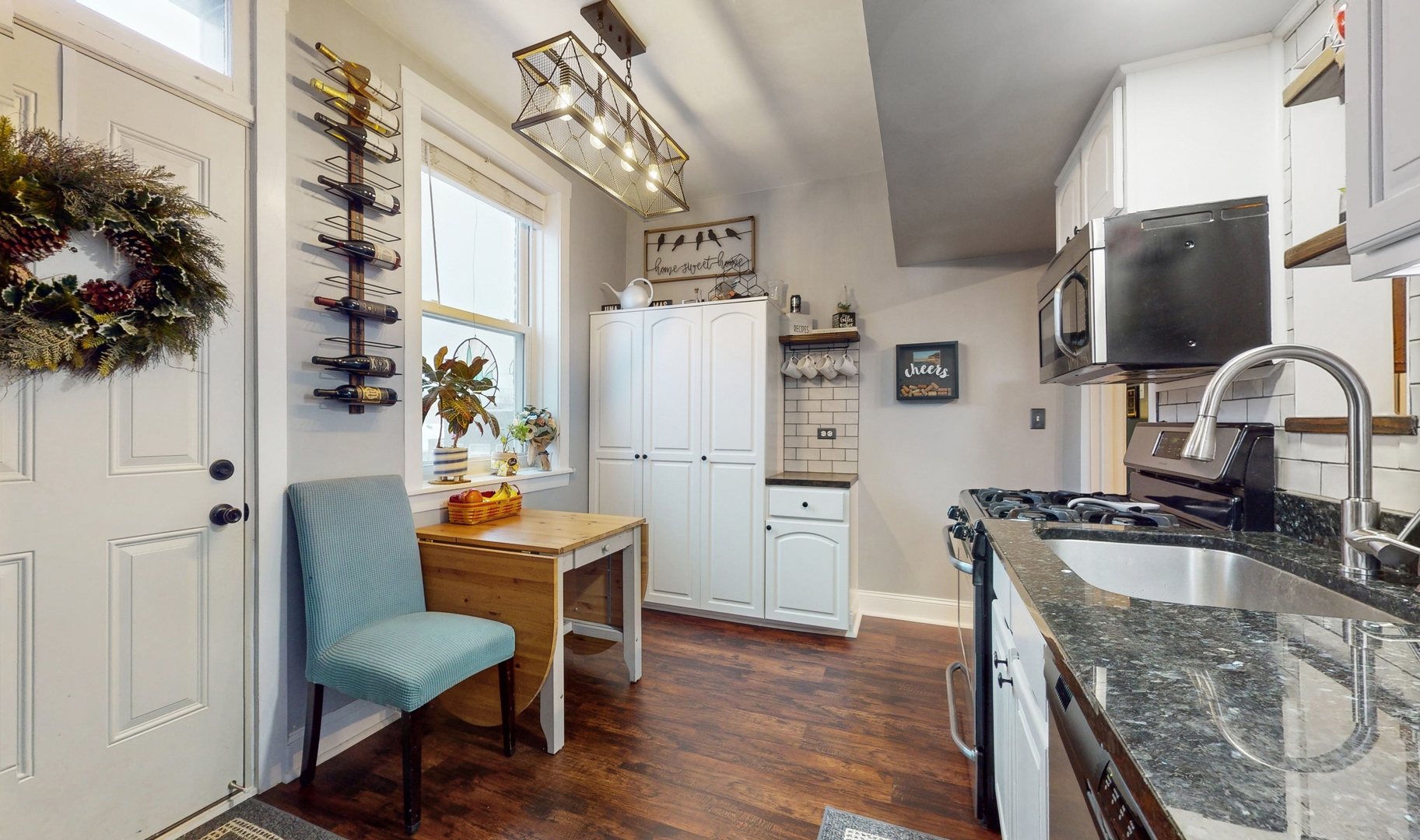 1620 W DIVERSEY Parkway Unit: 3C