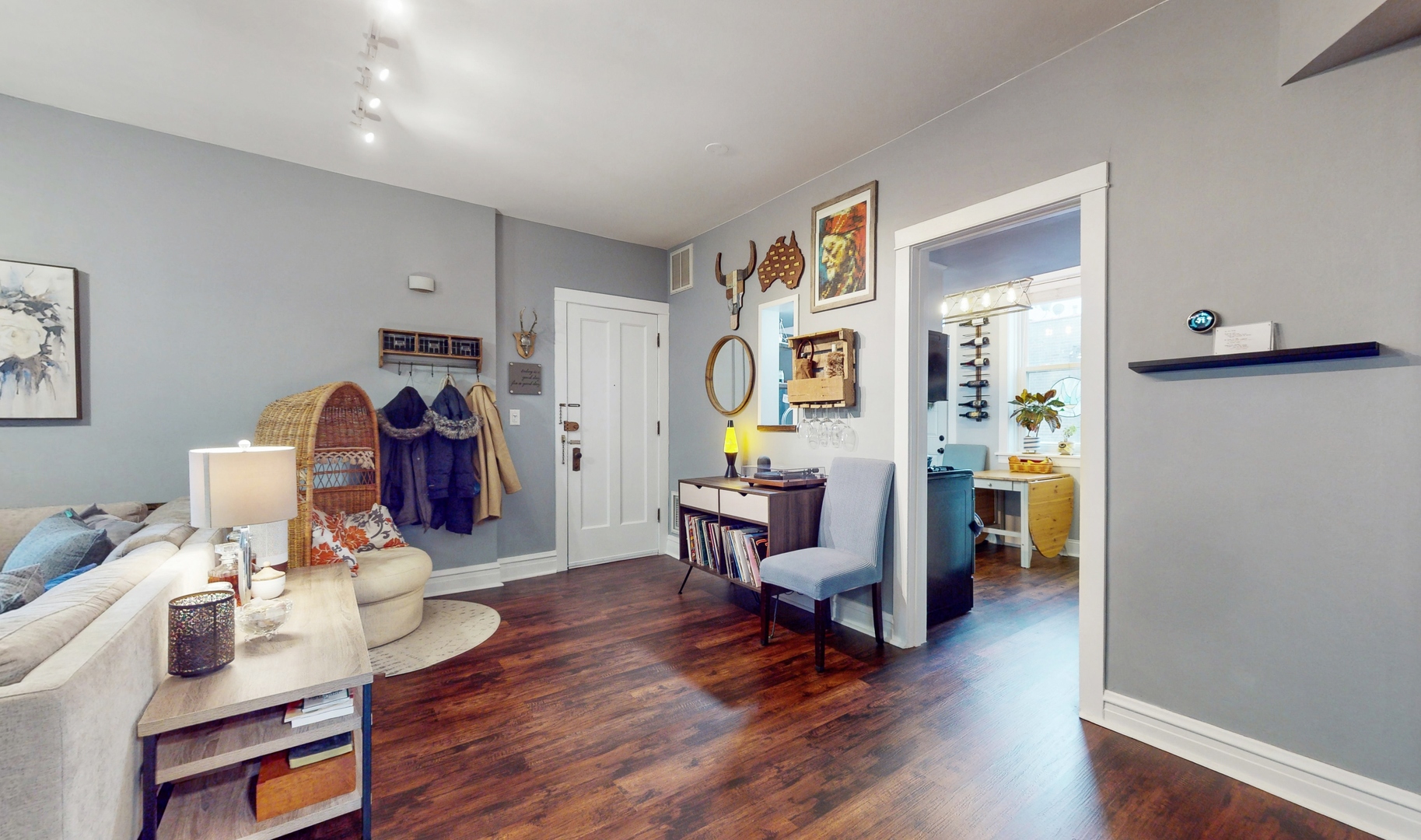 1620 W DIVERSEY Parkway Unit: 3C