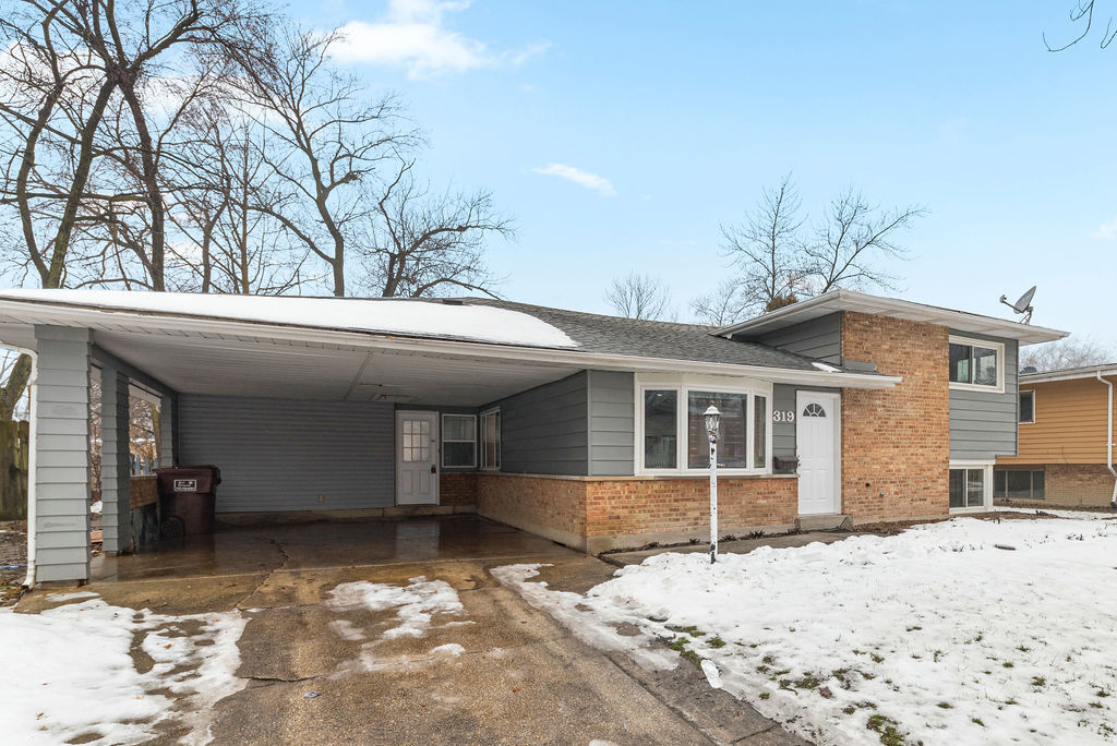 319 Winnebago Street