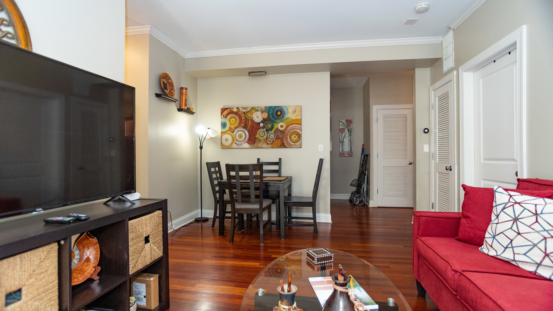7631 N Greenview Avenue Unit: 1F