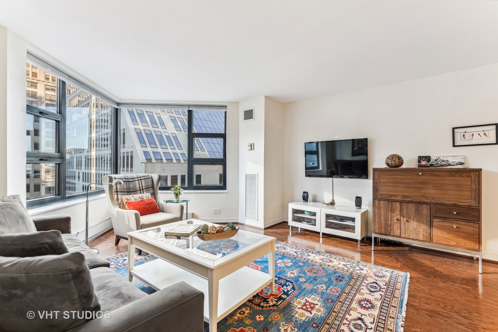 401 E ONTARIO Street Unit: 507