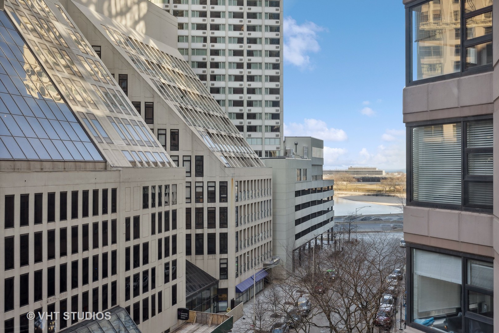 401 E ONTARIO Street Unit: 507