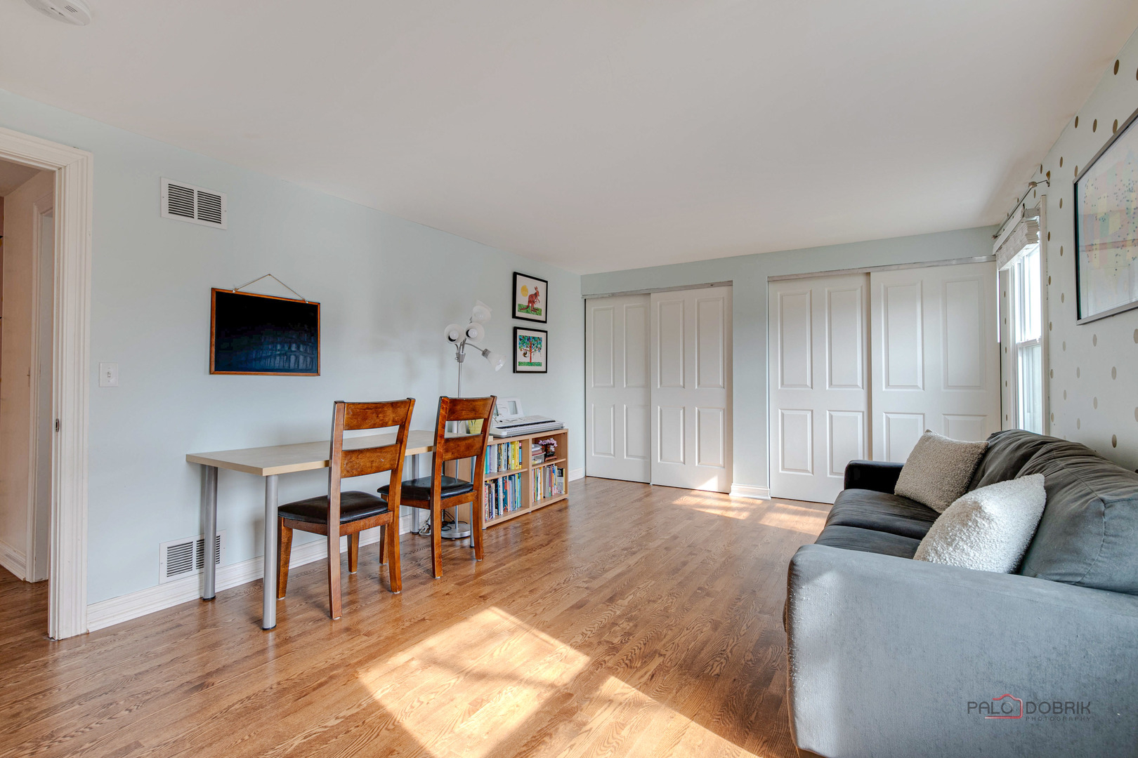 218 Greentree Parkway