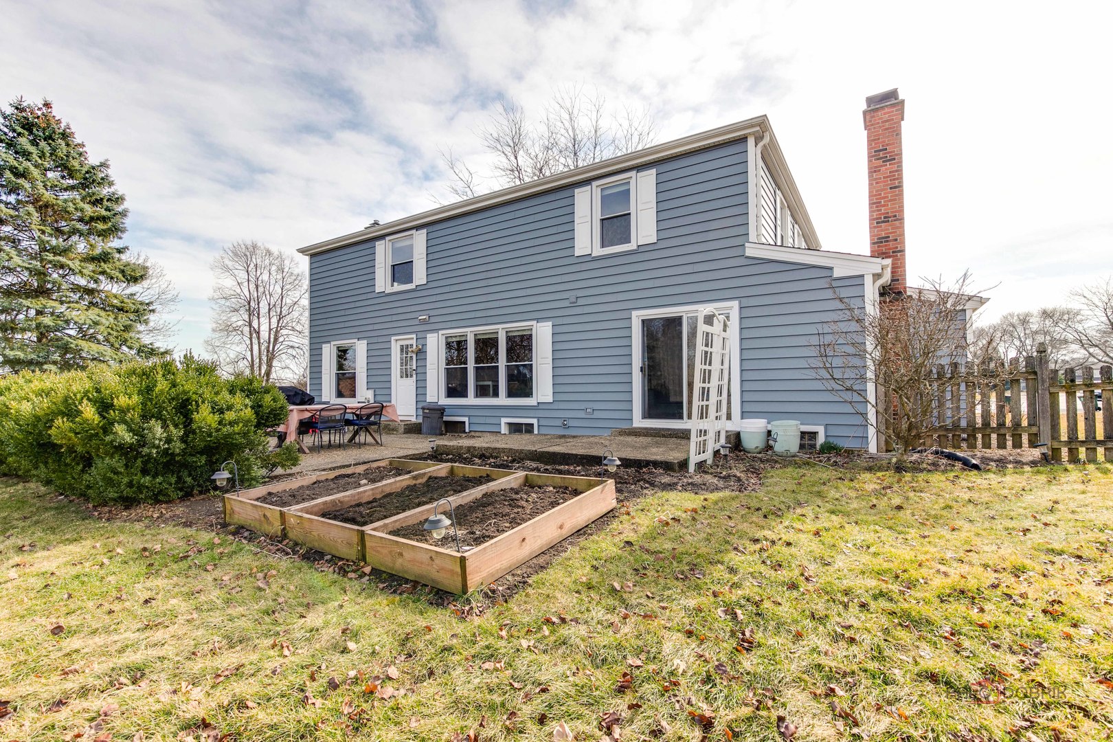 218 Greentree Parkway