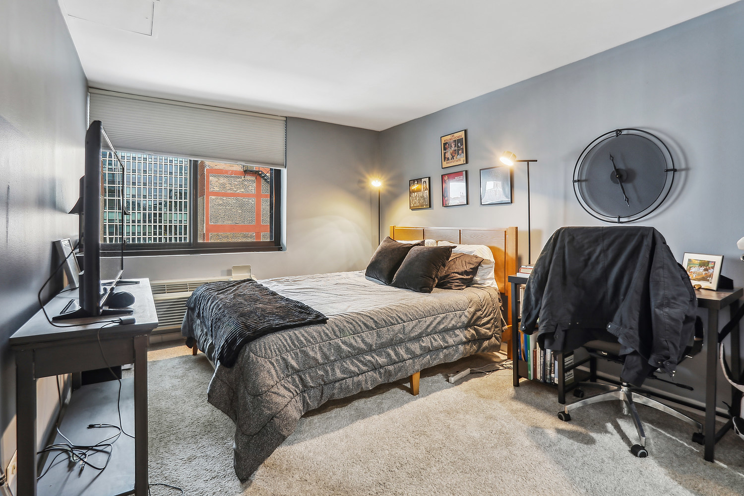 1221 N DEARBORN Street Unit: 1604S