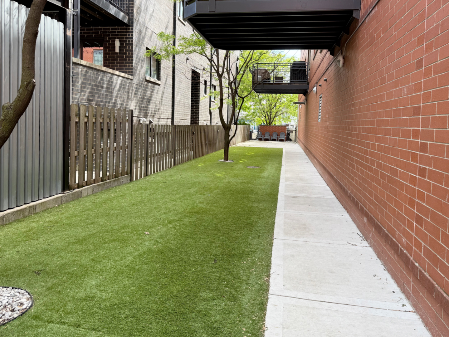 4950 N WESTERN Avenue Unit: PH2