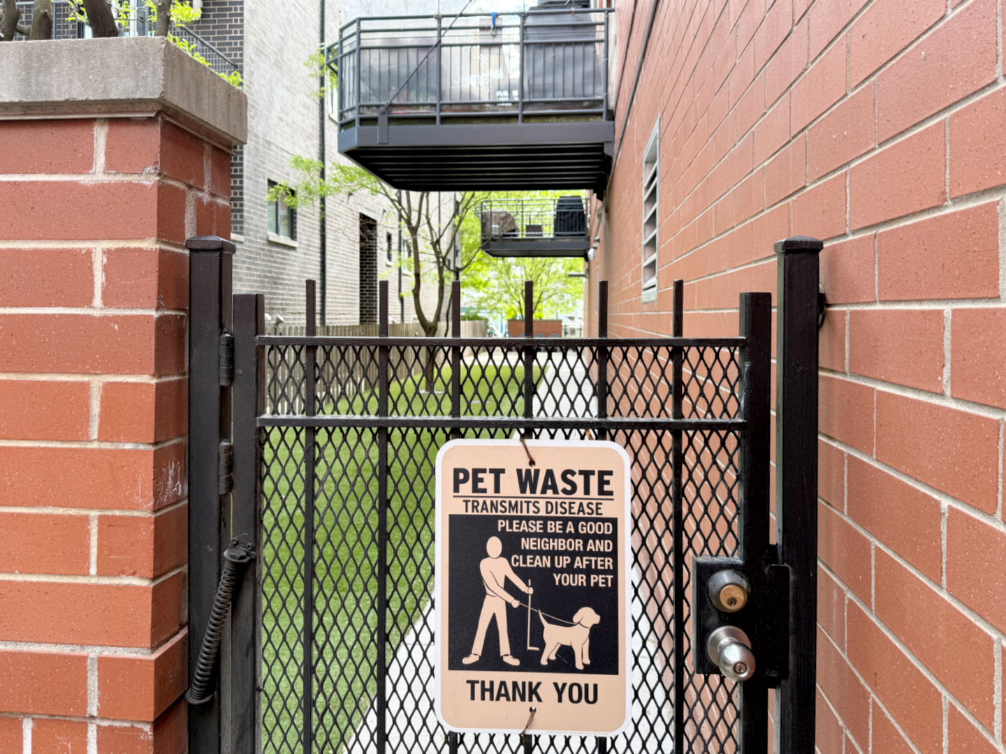 4950 N WESTERN Avenue Unit: PH2