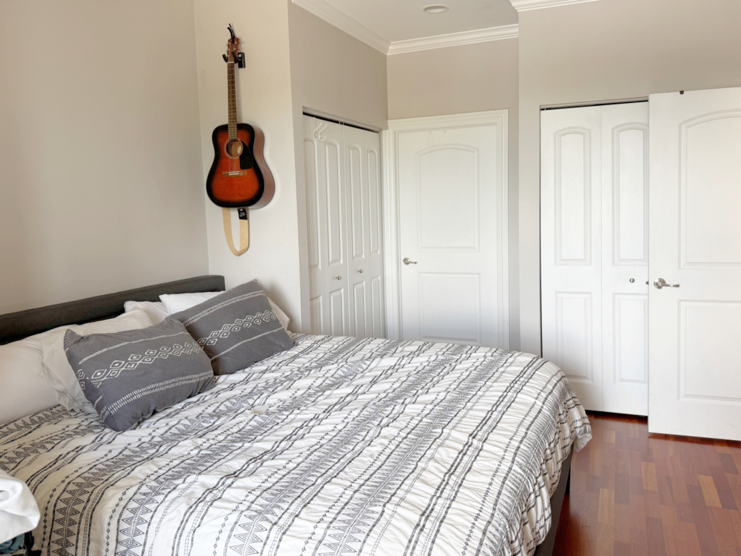 4950 N WESTERN Avenue Unit: PH2