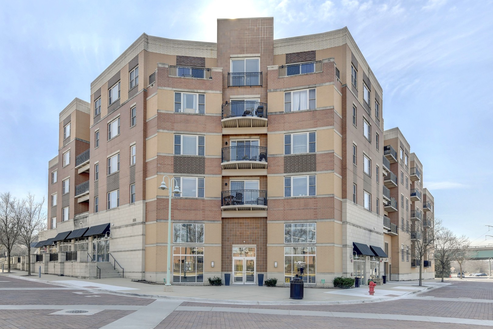 300 Village Circle Unit: 503