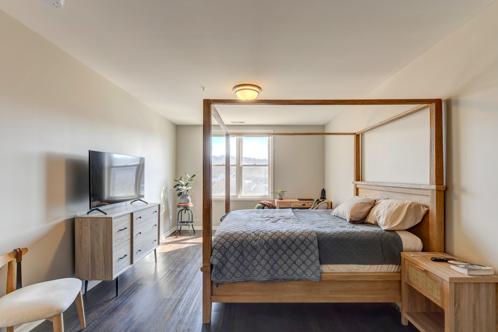 300 Village Circle Unit: 503