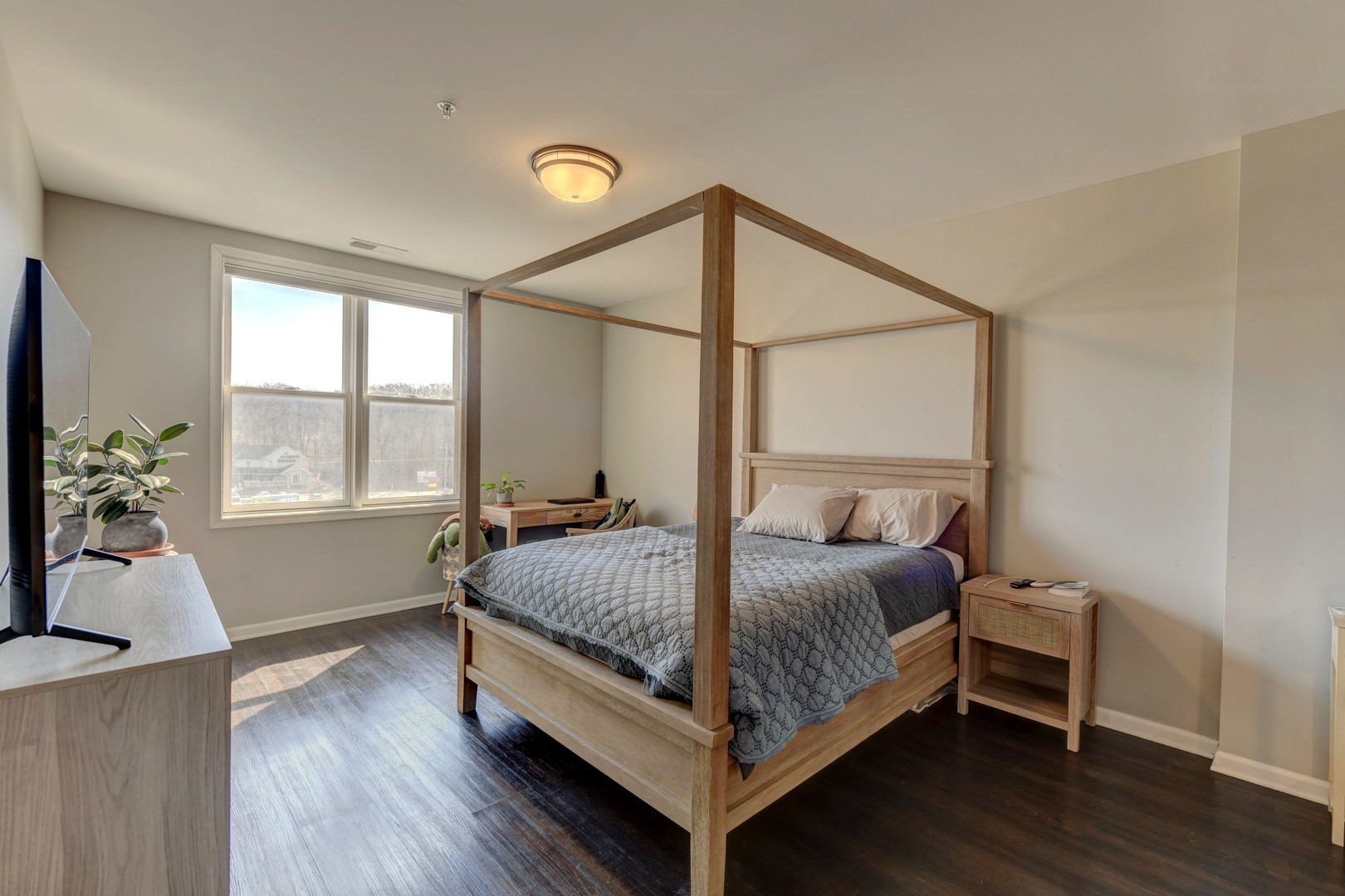 300 Village Circle Unit: 503