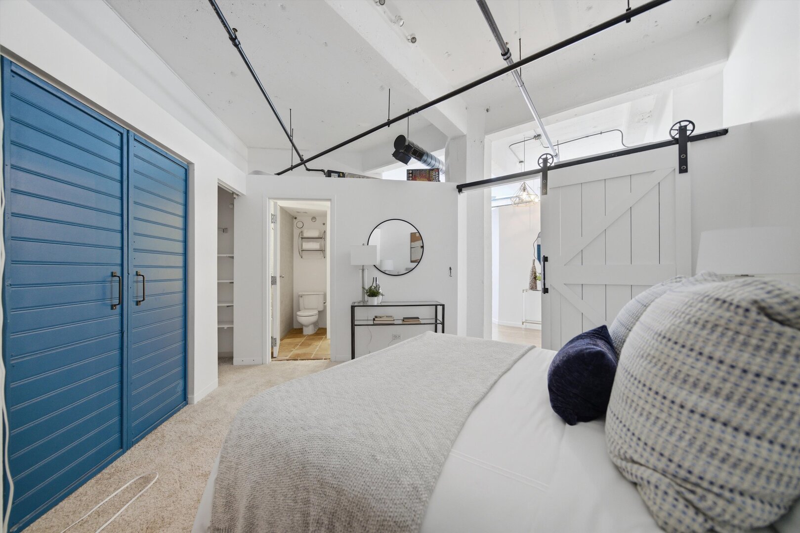 124 W Polk Street Unit: 406