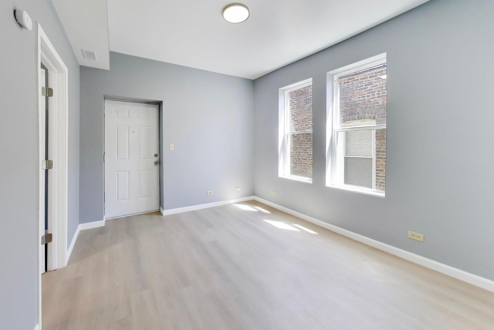 736 N Spaulding Avenue