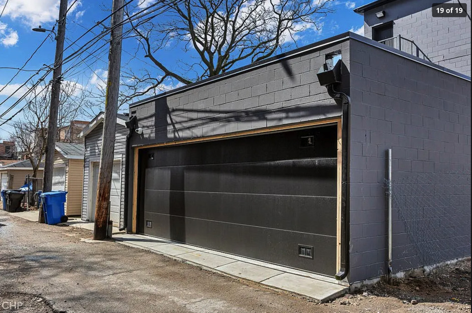 4917 S Champlain Avenue Unit: 1