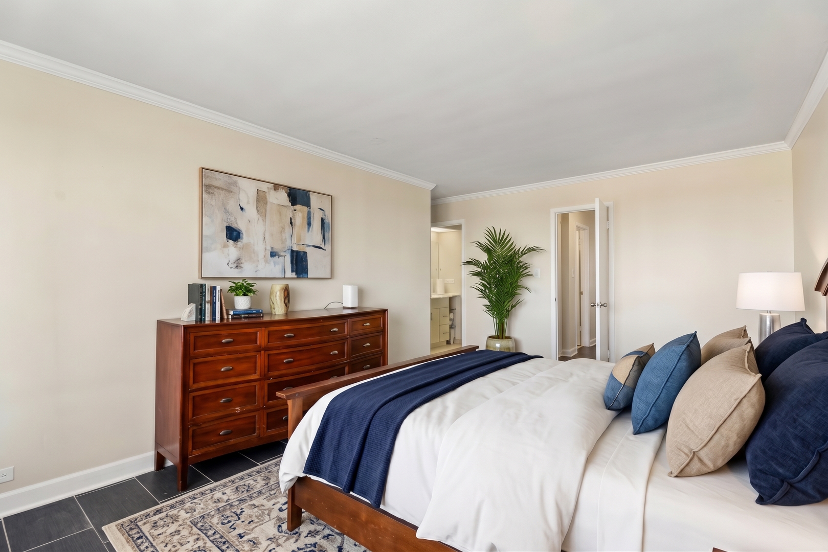 7033 N Kedzie Avenue Unit: 1704
