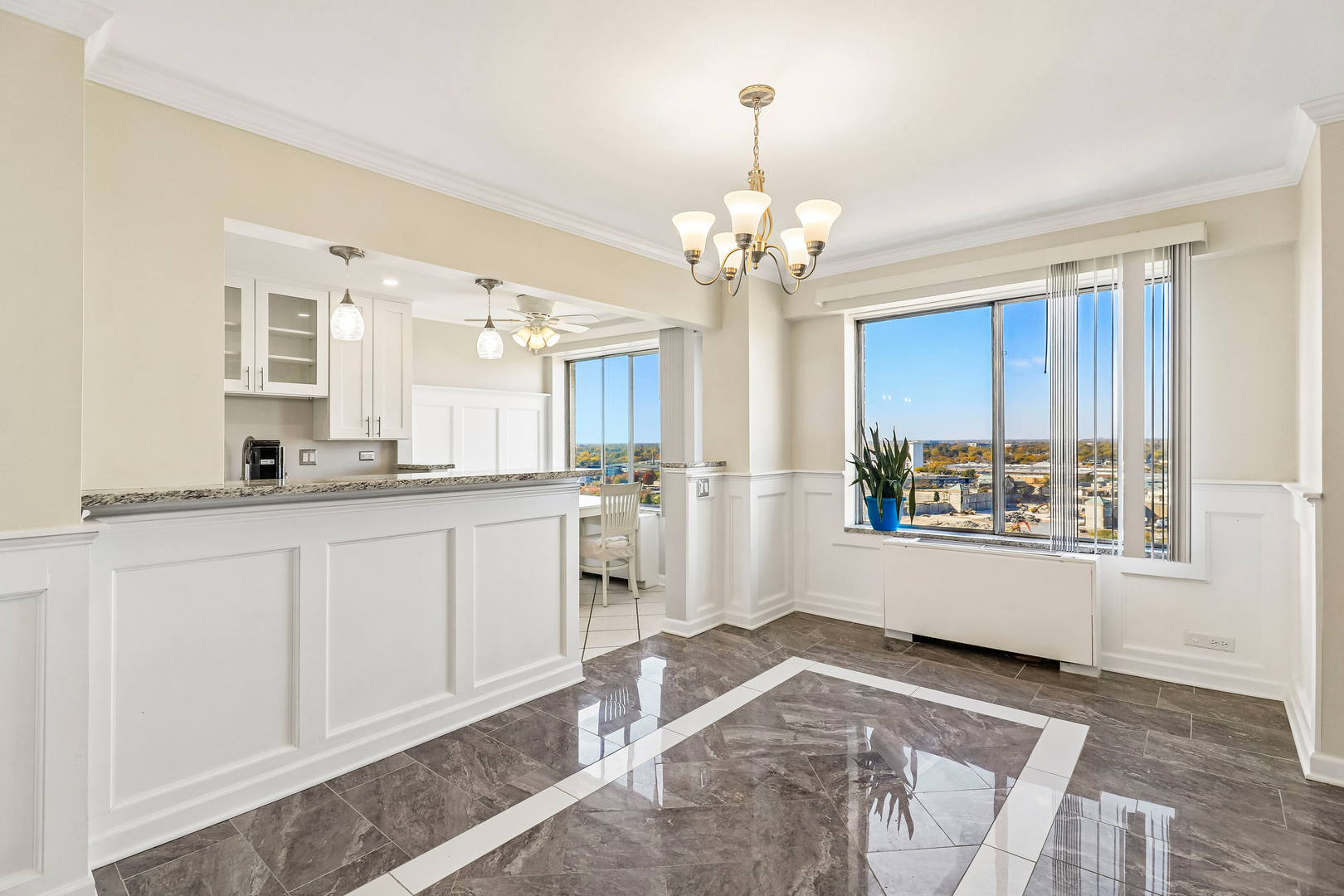 7033 N Kedzie Avenue Unit: 1704